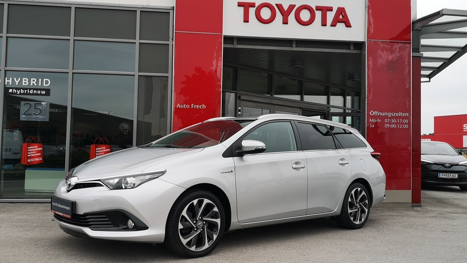 Toyota Auris TS 1,8 VVT-i Hybrid Style Kombi / Family Van