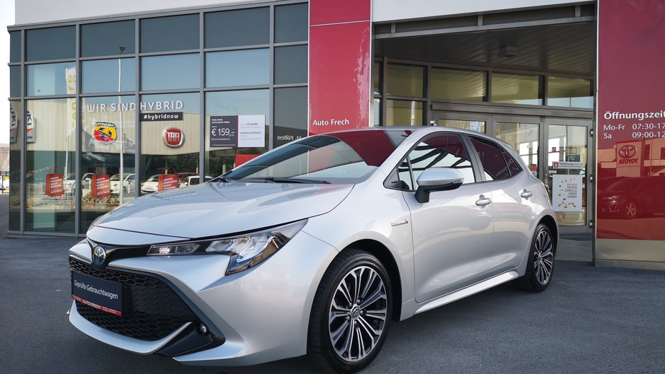 Toyota Corolla 1,8 Hybrid Active Drive Limousine
