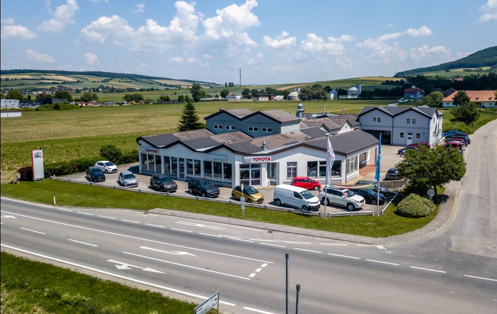 Firmengelände der Auto Frech GesmbH aus der Luft