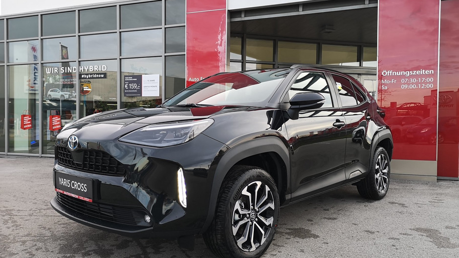 Toyota Yaris Cross 1,5 VVT-i Hybrid Active Drive Aut. Limousine