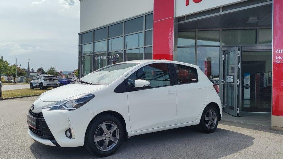 Toyota Yaris 1,0 VVT-i Active Limousine