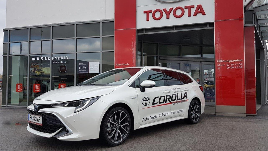 Toyota Corolla Touring Sports 2,0 Hybrid Lounge Technik Aut. Vorführwagen!